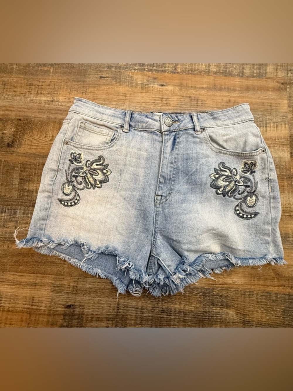 High Waisted Denim Shorts Womens 8 Embroidered Floral Distressed